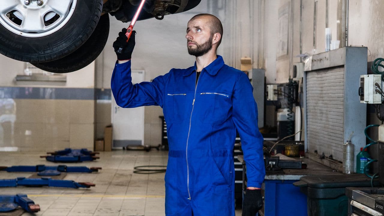 Istoricul de service: de ce contează mai mult decât crezi